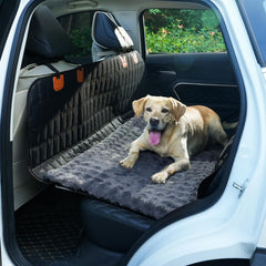 AEEISHOMEREFORM: cobertura de asiento trasero para perro, protege el coche durante viajes.