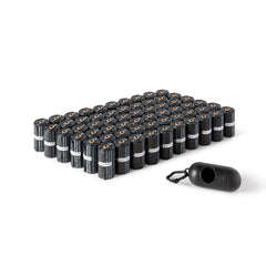 Bolsas de Amazon Basics en dispensador, fáciles de usar durante paseos.