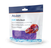 Aqueon Pure Betta Beads morado: entorno interactivo que estimula forrajeo y juego del betta.