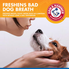 Arm & Hammer aplicación en dientes y encías para higiene diaria.