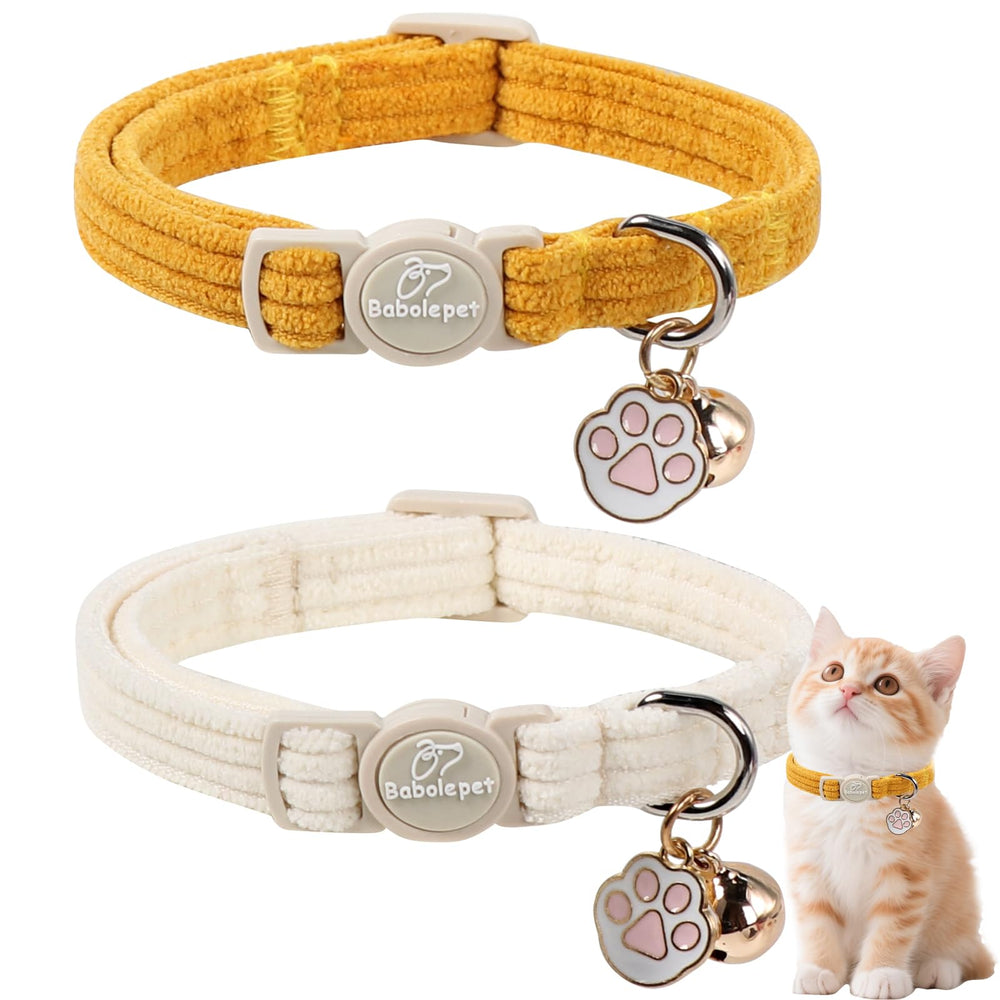 Collar Babole Pet de pana amarillo-blanco con hebilla, seguro para gatos curiosos.