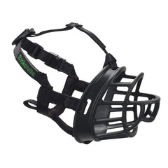 Baskerville Ultra Muzzle muestra ajuste personalizado para diferentes hocicos, ideal para paseos diarios.