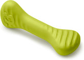 Benebone hueso de goma natural con agarre cómodo para perros en juego.