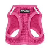 Arnés Voyager Best Pet Supplies con malla de aire para mayor comodidad.