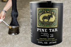Aplicación externa: protege madera y herramientas con Pine Tar de Bickmore.