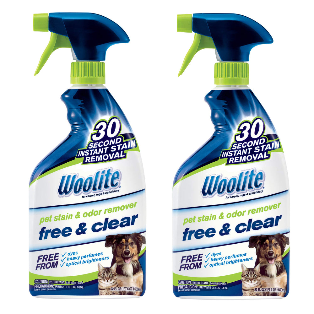 Las botellas dobles de Bissell Woolite Free & Clear facilitan la limpieza de manchas.
