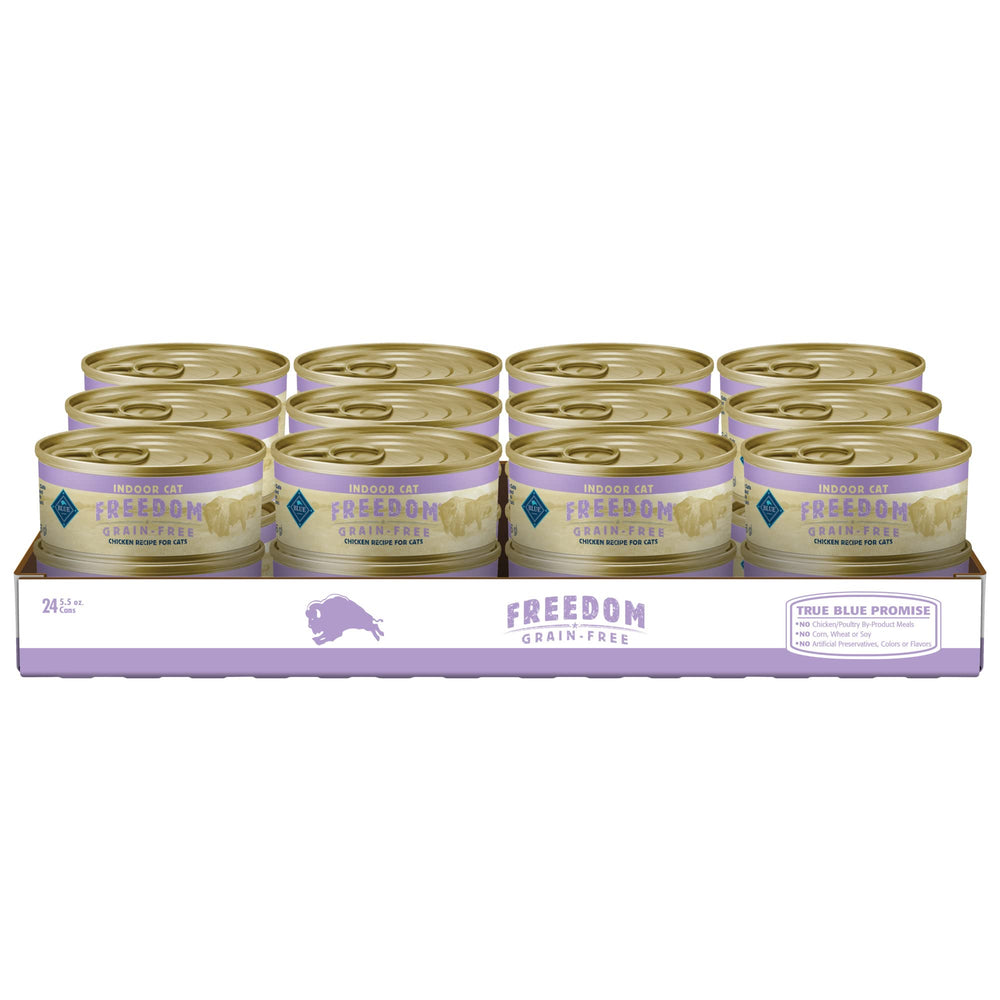 Blue Buffalo Freedom sin granos con pollo en lata, ideal para gatos indoor