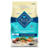 Blue Buffalo Life Protection Formula con pescado blanco real para una dieta equilibrada que favorece la musculatura.