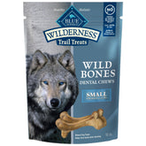 Blue Buffalo Wilderness hueso dental pequeño para limpieza diaria.