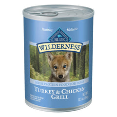 Blue Buffalo Wilderness para cachorros con pavo y pollo, textura jugosa en cada lata.