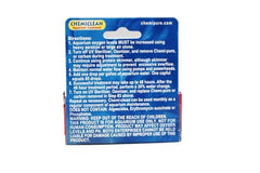 Boyd Chemi-Clean mezcla en agua para tratar manchas en acuario.