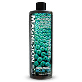Brightwell Magnesion Líquido: vertido de la botella para ajustar el magnesio en acuarios de arrecife.