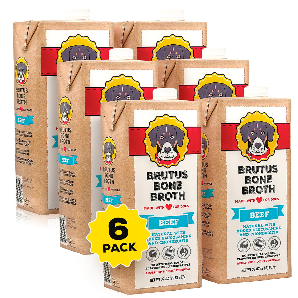 Brutus Bone Broth para perros, vertiendo caldo para hidratar la comida.