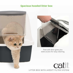 Acceso amplio y cómodo para gatos de todos los tamaños.