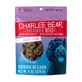 Charlee Bear Bearnola Bites dans un sachet Blueberry Pie, friandise naturelle pour chien