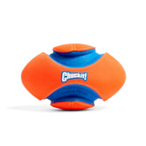 Chuckit! Fumble Fetch balon perro con ranuras facilita agarre y recogida.