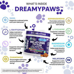 Se ven masticables Dreamy Paws sobre la mesa, aroma agradable para perros.
