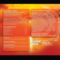 CrystalClear Staple en estanque mostrando koi saludables tras la comida.