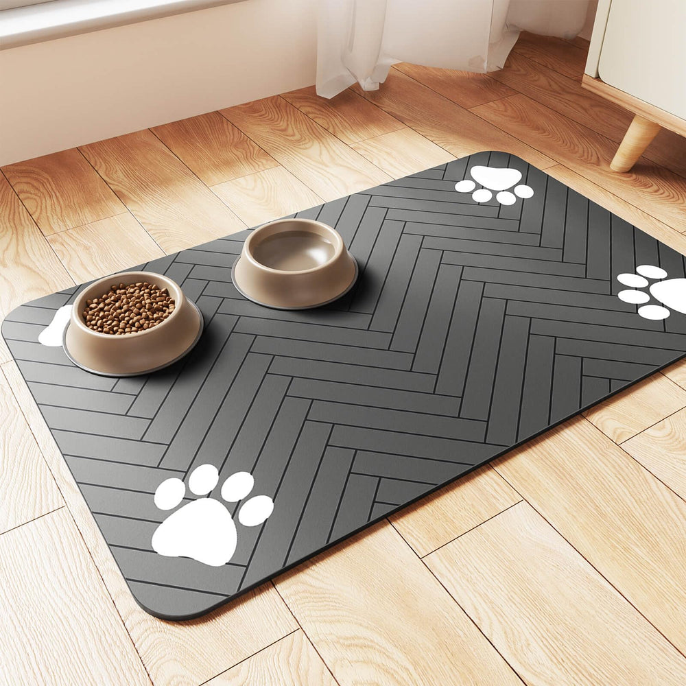 dk177 alfombrilla para alimentación de mascotas, superficie absorbente que mantiene limpia la zona.