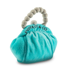 Dog Diggin Designs apliques florales y logos: detalles elegantes para momentos de juego.