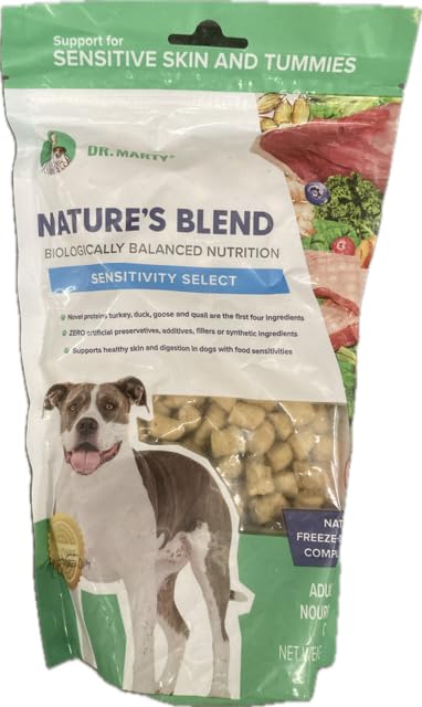 Dr. Marty Nature's Blend Sensitivity Select, alimento seco liofilizado para perros, favorece digestión y piel sana.