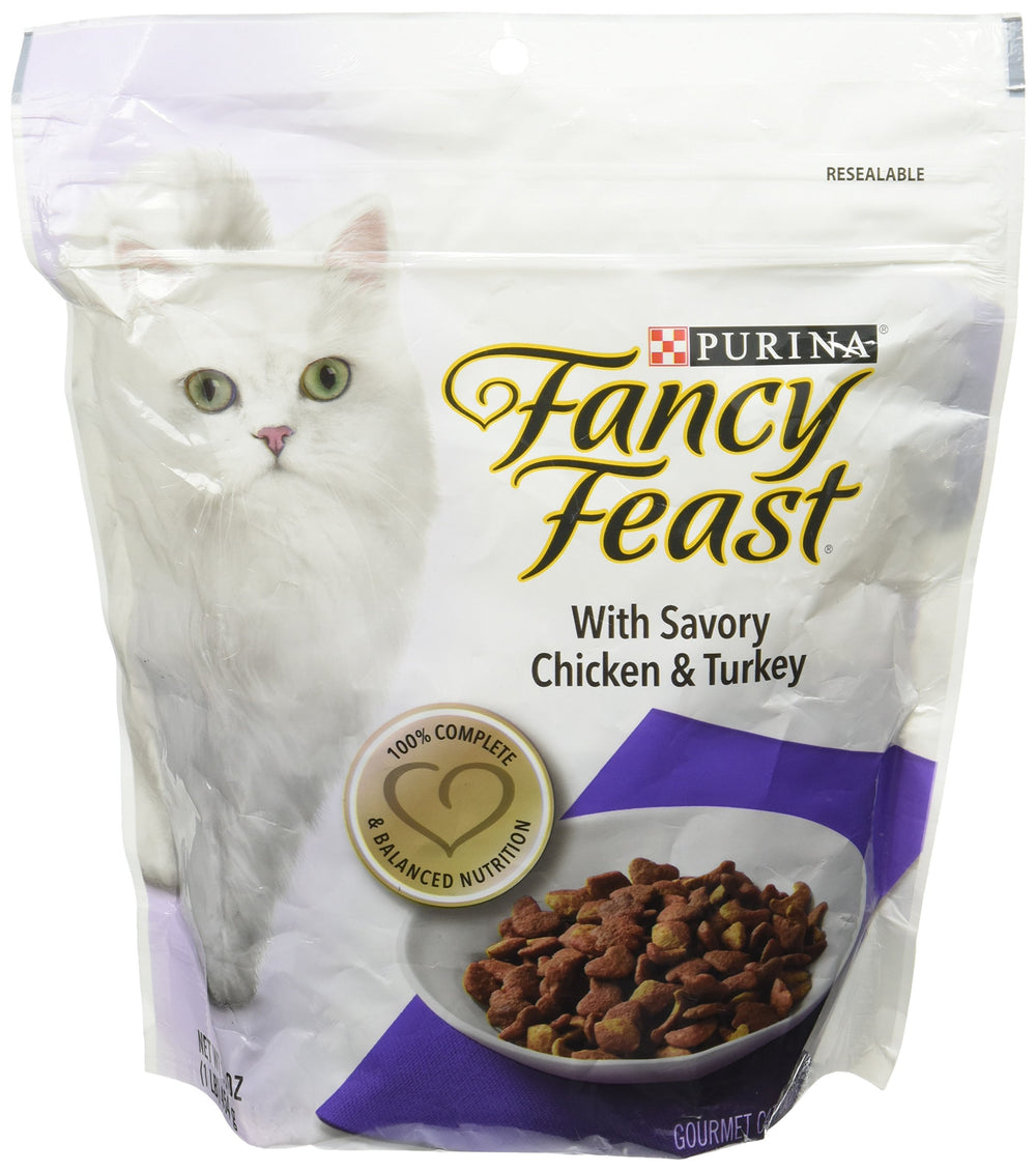 Fancy Feast Gourmet croquetas de pollo y pavo en cuenco, sabor sabroso para gatos activos.