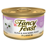 Fancy Feast lata de atún y caballa para la hora de comida con sabor marino.