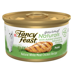 Fancy Feast Gourmet Naturals Pate de pollo blanco, textura cremosa para comer fácil.