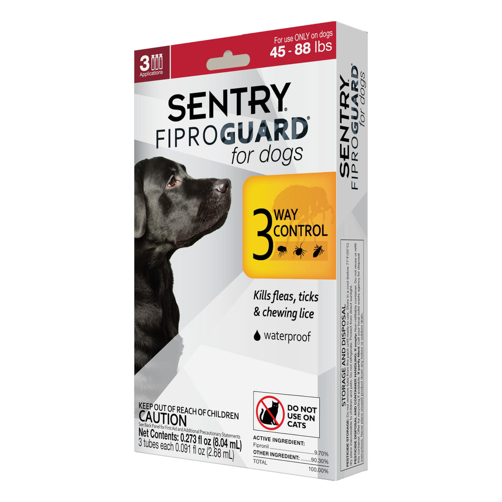 Fiproguard para perros: aplicación en la espalda para controlar pulgas y garrapatas.