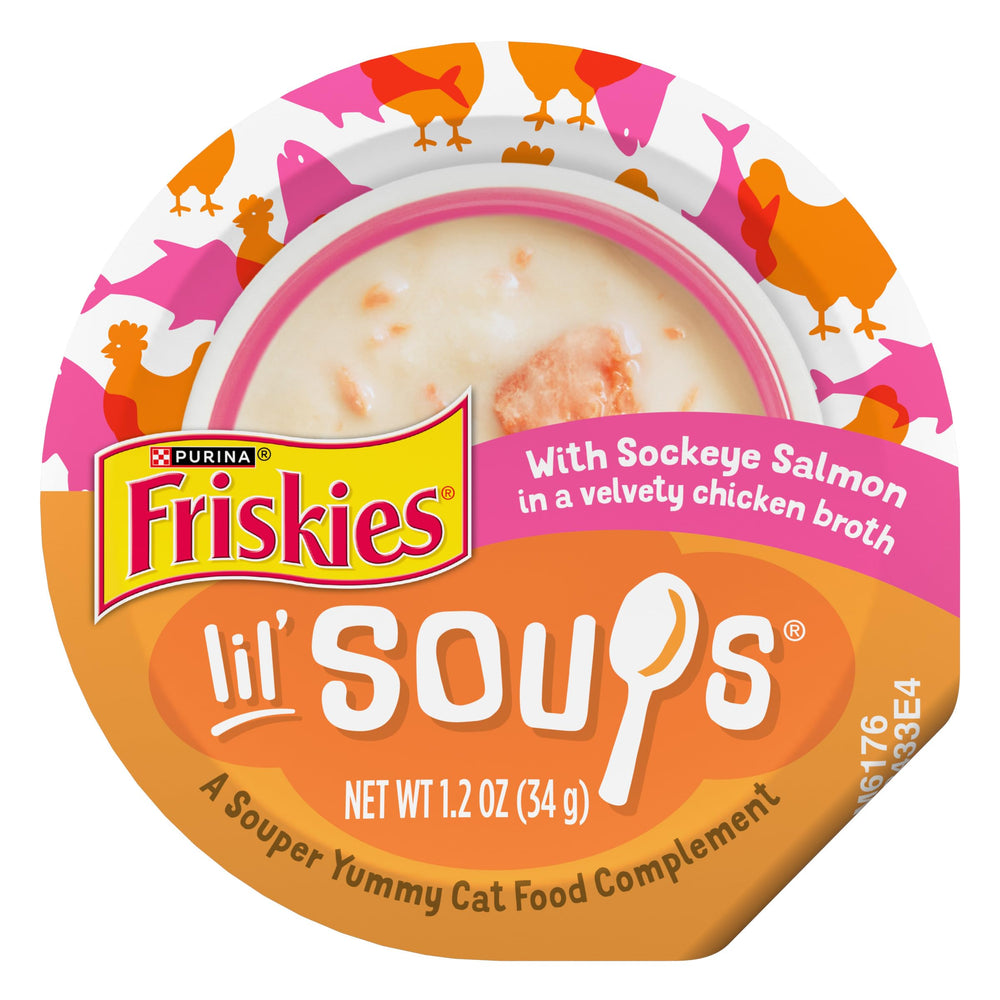 Friskies sopas con salmón sockeye en caldo de pollo, lista para servir en copa.