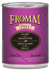 Fromm paté salmón y pollo, lata visible, textura suave para mayor palatabilidad.