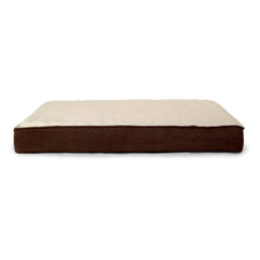 Cama ortopédica Furhaven para perros grandes con superficie sherpa suave.