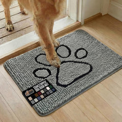 Tapis GORILLA GRIP SoakSTOPPER pour porte chien absorbant l’humidité et la boue.