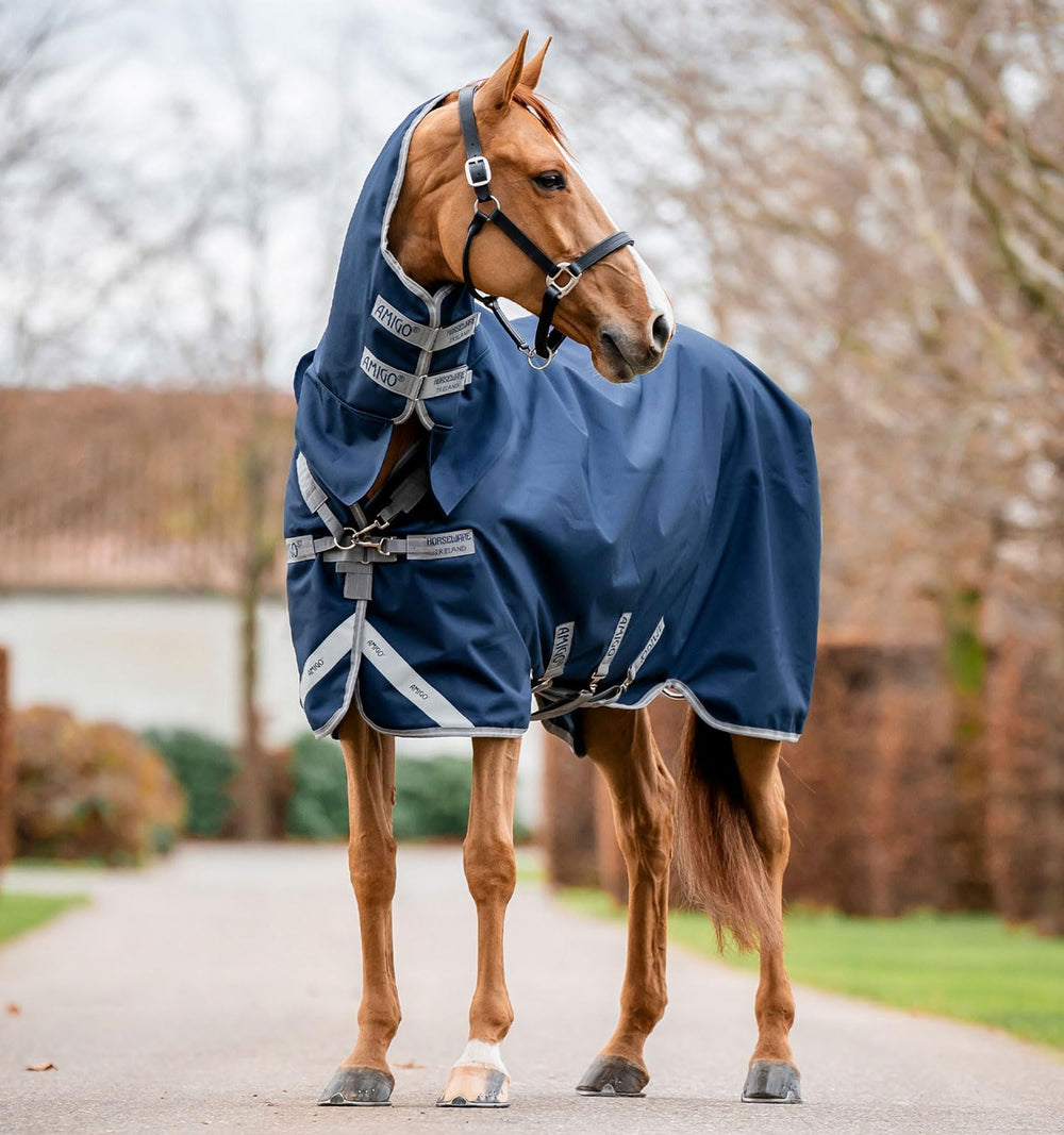 Horseware Amigo 1200D capucha integrada: protección impermeable para días lluviosos.