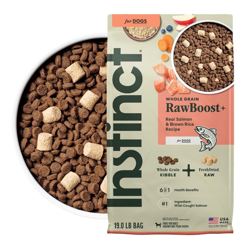Instinct RawBoost: bolsa frontal muestra nutrición de alto rendimiento.