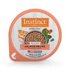Instinct salmón troceado en salsa para gatos, proteína de alta calidad.
