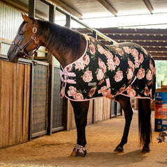 Jeffers Expression Fleece Cooler Jardin de Rosas, 66 pulgadas, absorbe humedad para secado rápido.