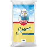 Kaytee Supreme para periquitos, frasco muestra mezcla natural para enriquecimiento y frescura.