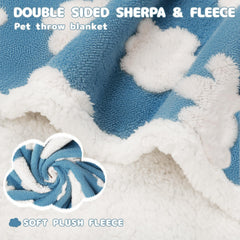 Manta doble capa Luciphia, tejido peluche jacquard azul, abriga al animal y protege el mobiliario.