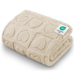 Luciphia Manta para Perro Pequeño: textura suave de coral velvet para confort relajante.