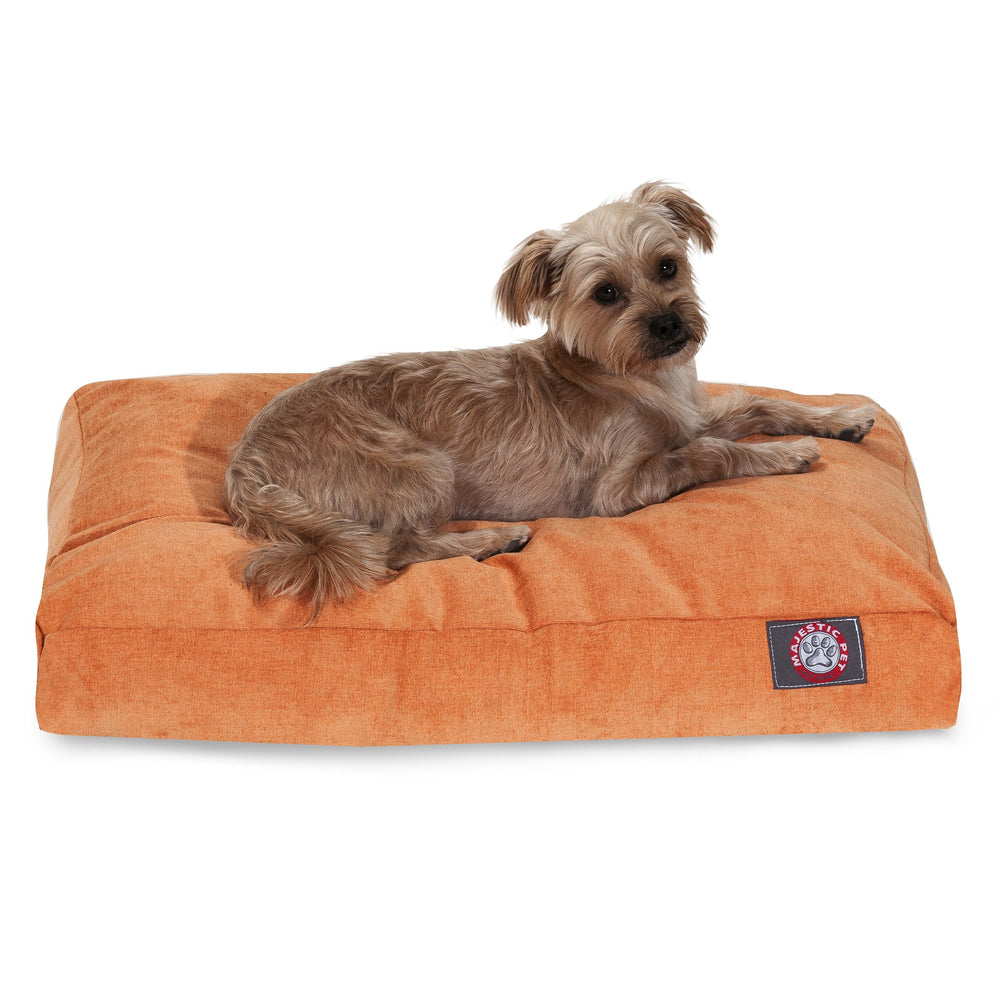 Cama Majestic Pet Villa rectangular lavable, ideal para limpieza rápida y uso diario.