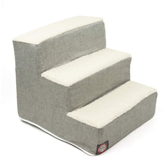 Majestic Pet escalera de tres pasos para perros en cama alta, acceso cómodo y seguro.