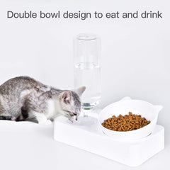 Marchul dispensador de agua automático mantiene hidratación constante para gatos.
