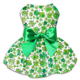 Miiemiu vestido para perro San Patricio con trébol verde, ideal para fiestas y fotos.