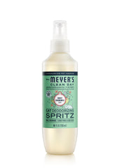 MRS. MEYER'S Desodorizante para gatos, botella en primer plano, aroma suave para pelaje fresco