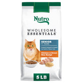 Nutro alimento seco para gatos mayores con pollo, proteína real.