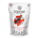 Meow de The New Zealand Natural Pet Food Co.: deshidratado suave con pollo y salmón, proteína alta.