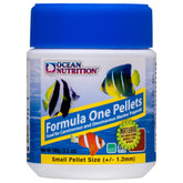 Ocean Nutrition frasco 100 g con pellets pequeños para peces tropicales; nutrición equilibrada.