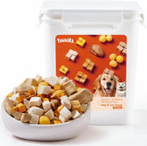 Pawaura snacks frios deshidratados para gatos y perros, crujientes y nutritivos.