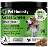Pet Honesty Grass Green Máxima Fuerza: empaque visible para apoyar un césped más verde.